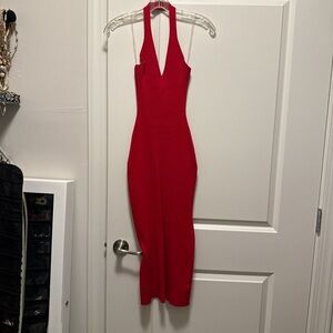 Windsor Curve Avenue Halter V-Neck Bodycon Midi Dress